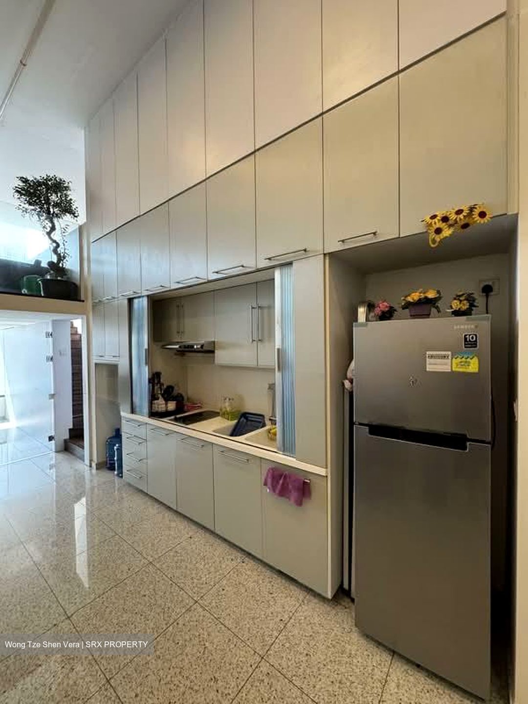 The Central (D1), Office #554970651
